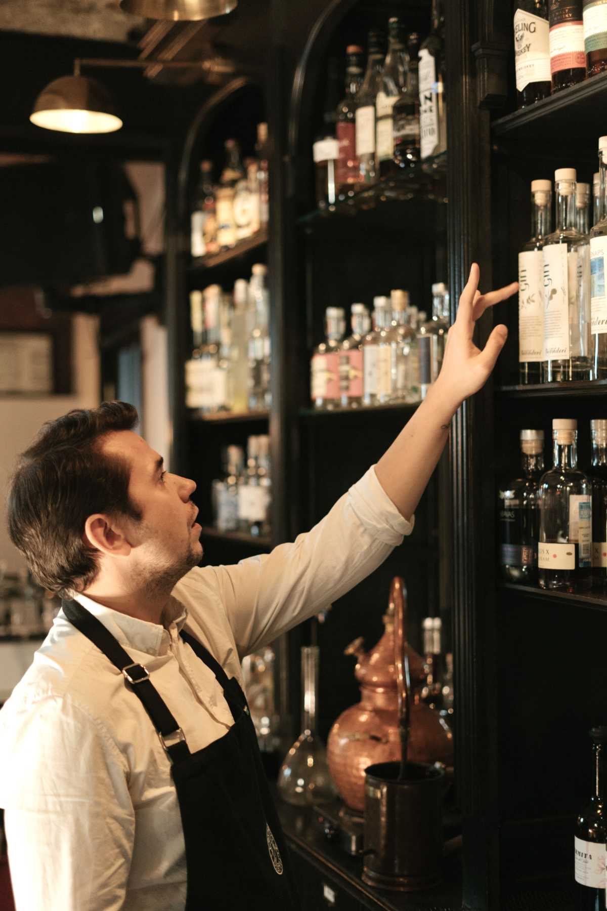 Construire une gamme équilibrée avec son grossiste alcool à Bordeaux